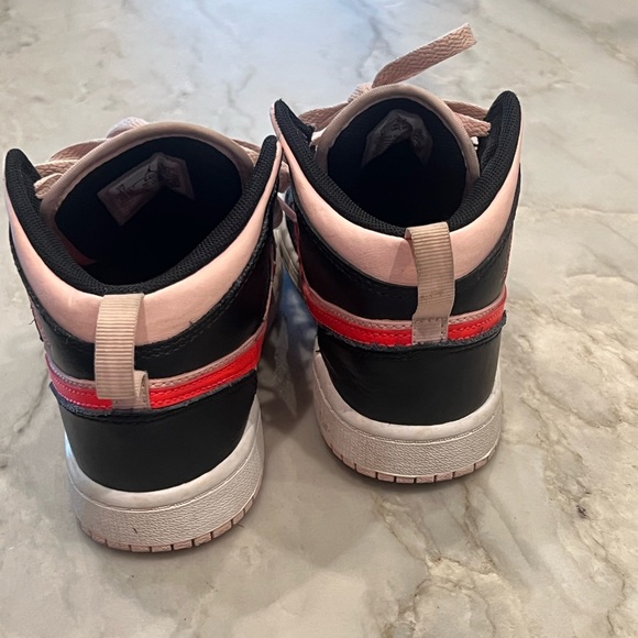 Air Jordan 1 Mid GS black and pink - Picture 4 of 4
